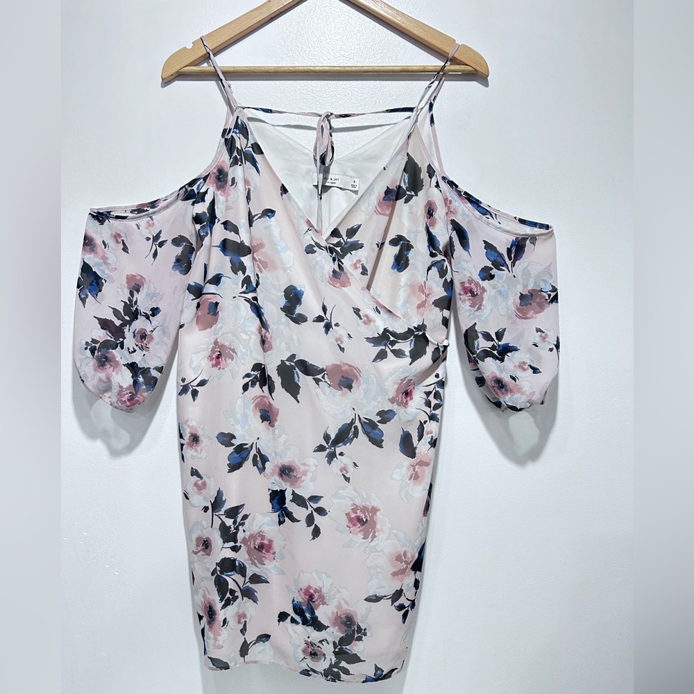 Ali & Jay Los Angeles Floral Cold Shoulder V- Neck Short Dress w/ Lining  Size S